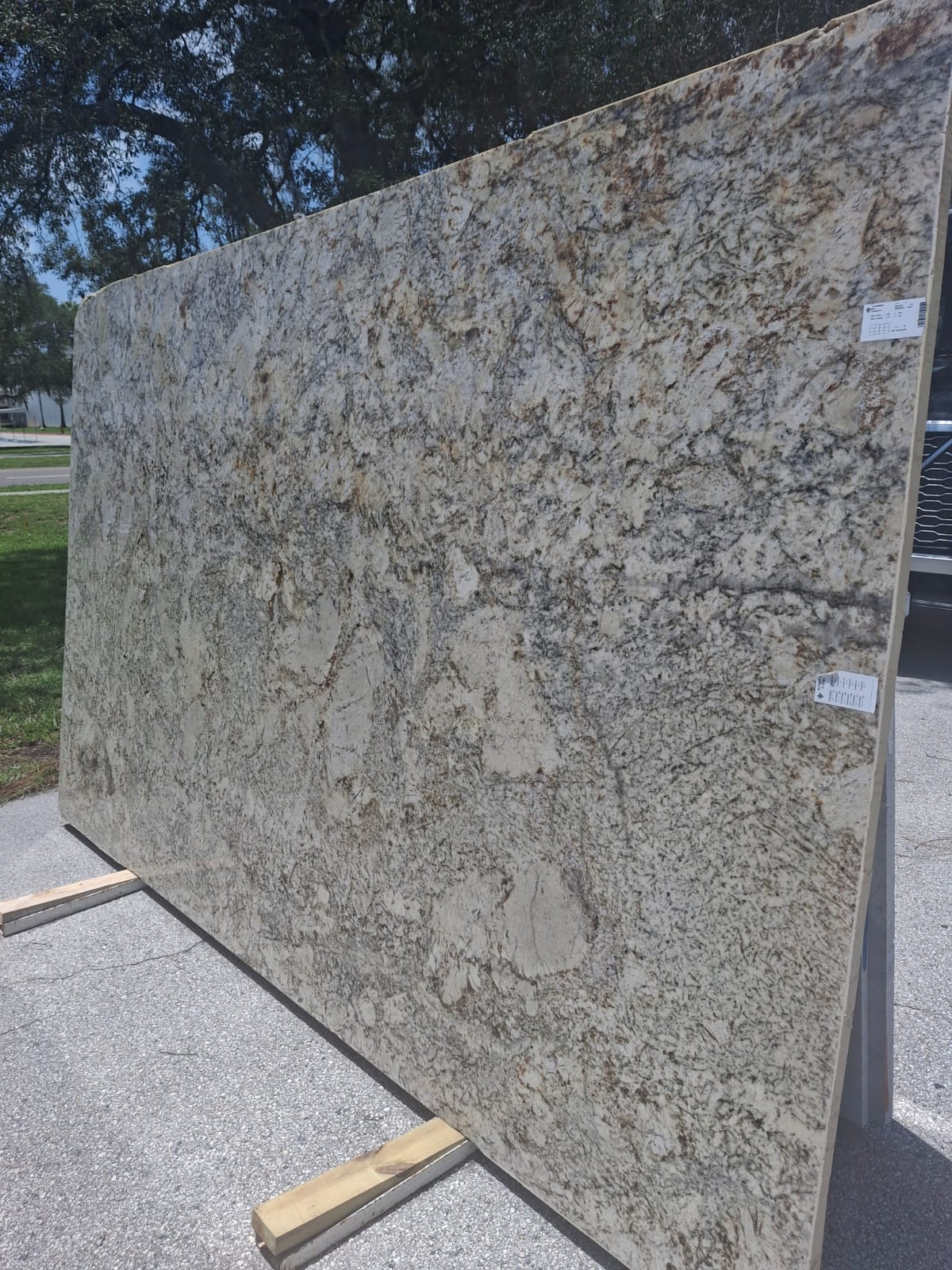 Granite Mirrage slab sample
